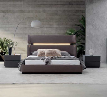 Luxus Schlofzëmmer Set mat Bett an 2x Nuetsdëscher Modernen Design Set