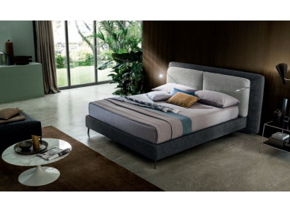 Duebelhotelbetter Schlofzëmmer Textil Bett Polster Design Luxus Holz Italien