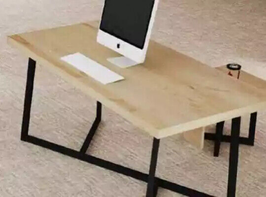 Hellbrongen Designer Schreifdësch Bürosméiwel Designer Dëscher Holz Neien