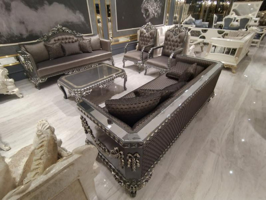 Luxuriéis Dräisitzer Sofa moderne 3 Sëtz Stiléiert Sofa 3 Sëtz Brong