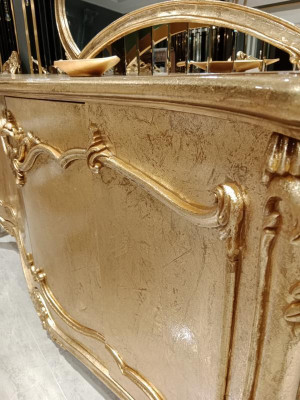 Luxus Säitendësch Anrichte mat Spigel Garnitur Kommode Holz Kommoden Klassesch