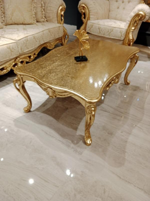 Couchtisch Dëscher Chesterfield Dësch Design Luxus Miwwelen Gold Holz Wunnzëmmer Nei