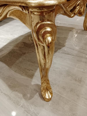 Couchtisch Dëscher Chesterfield Dësch Design Luxus Miwwelen Gold Holz Wunnzëmmer Nei