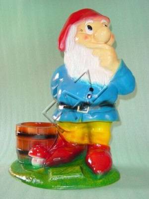 Design Zwerg Figur Gaart Statu Skulptur Figuren Skulpturen Dekoratioun Deko Nei
