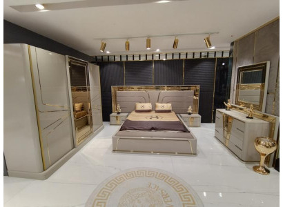 Schlofkummer Komplettbett 2x Nuetsdëscher Kleederschaf Kommode mat Spigel