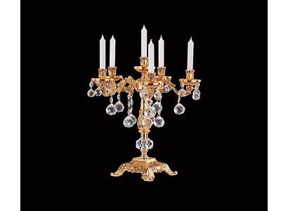 Käerzenstänner Käerzengezei Käerzehalter Dëschtleuchter Eleganz Gold