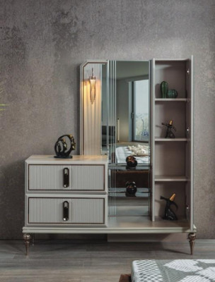 Exklusiv Holz Kommode Luxus Spigel Schlofkummer Edel Stilvoll Miwwelen