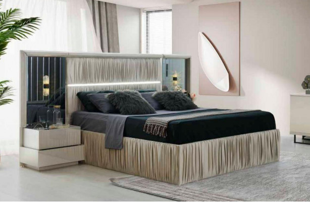 Schlofkummer-Set 3 Deeler Beige Duebelbett 2x Nuetsdëscher Modern Design Holz