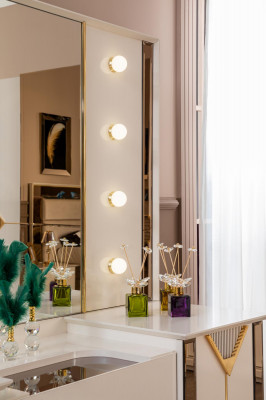 Schlofzëmmer Make-up Dësch Spigel Anrichte Konsolen Dëscher Kommoden Anrichten