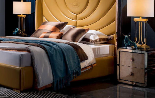 Bett + 2x Nuetsdëscher 3tlg. Schlofzëmmer Set Italienesch Möbel Stil Modern