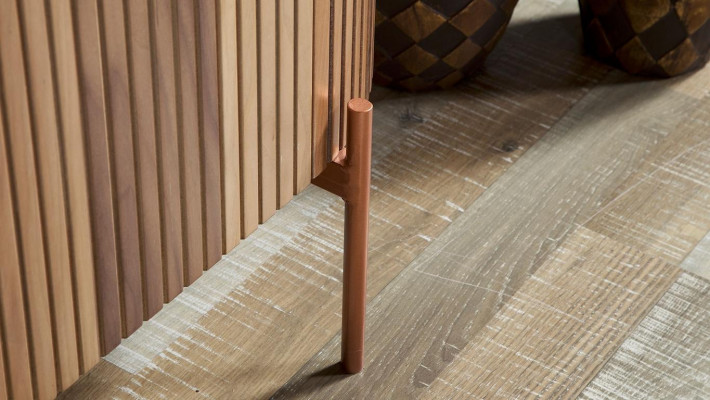 Stilvoll Iesszëmmer Set Besteet aus Kommode an Spigel Neiheet 2 Deeler.