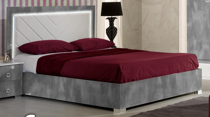 Design-Schlofkummer 3tlg. Bett 2x Nuetsdësch Klassesche Luxus Better Set Miwwelen