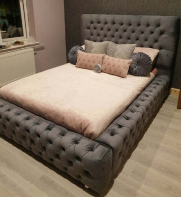 Modernen Design-Duebëlbett Miwwelen 180x200 cm Polster Textil an Holz Schlofzëmmer