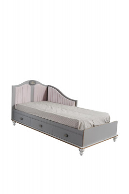 Kannerzëmmer Design Set Bett Nuetsdësch Kommode Kleederschaf 4 Stéck.