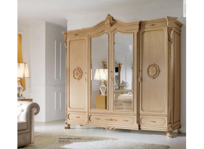 Kleederschaaf Holz Schief Kleeder Beige Schlofkummer Miwwelen Schaf
