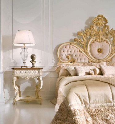Nuetsdëscher Nuetsdësch Konsolen Niewendësch Nuetskonsolen Luxus Beige Barock