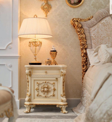 Nuetsdëscher Nuetsdësch Konsole Säitendësch Nuetskonsolen Luxus Beige Barock