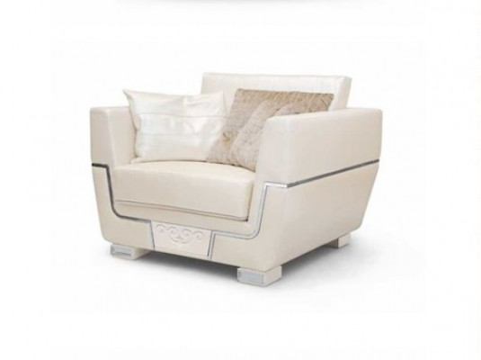 Beige Eleganz am Fokus Stoff-Fauteuil fir e stilvollt Wunnzëmmer Ambiance