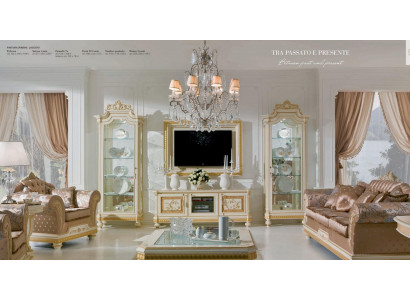 Vitrinn Schief Vitrinnen Holz Luxus Wunnzëmmer Miwwelen Gold Barock.