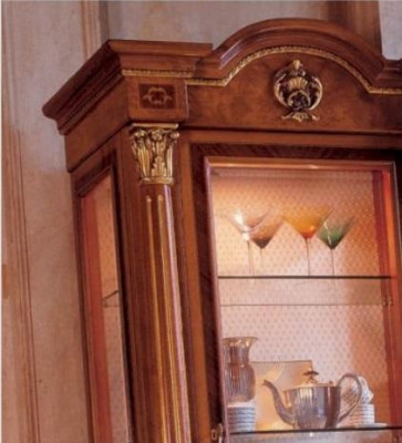 Vitrine Luxus Schiefcher Vitrinen Holz Wunnzëmmer Miwwelen Glas Brong