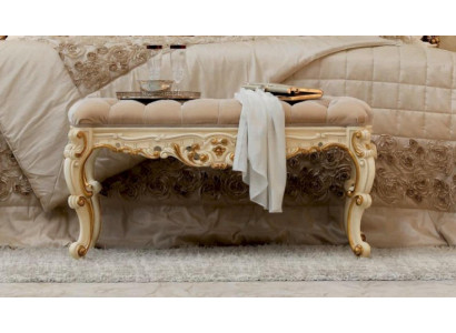 Luxus Hocker Chesterfield Bäistellhocker Polsterbank Schlofzëmmer