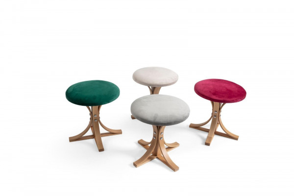 Komplett Couchtisch 4x Hocker Luxus Miwwelen Designer Ariichtung Kaffisdësch