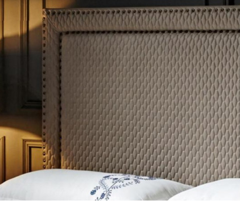 Bett 3tlg. Schlofzëmmer Set Design Luxus Schlofzëmmer Hotel Miwwelen 2x Nopeschdësch