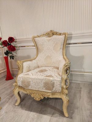 Canapéset Sofa 3+1 Plaz Sessel Dësch geschnëtzt Been Couchdësch 3tlg.