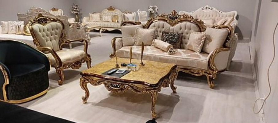 Chesterfield Barock Dräisëtzer Canapé Miwwelen Sofa Couche Stoff Beige