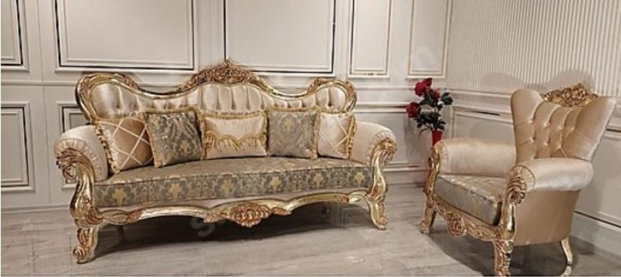 Chesterfield Barock Dräisëtzer Couch Miwwel Sofa Stoff Gold Couchen