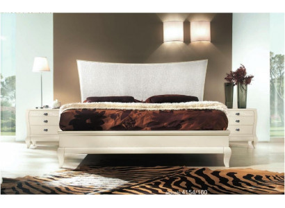 Garnitur Set 3 Deeler. Schlofzëmmer Bett Nuetsschaf Bettengruppe Nuetsschief Design