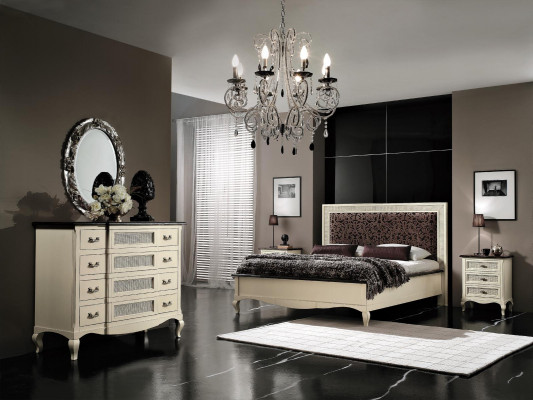 Luxus Schlofzëmmer Set 4tlg. Bett 2 Nuetsdëscher Kommode Massivholz Miwwelen Italien
