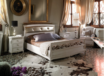 Schlofzëmmer Miwwelen Ariichtung 3tlg. Set Komplett Bett Nuetsdëscher Italien Neit