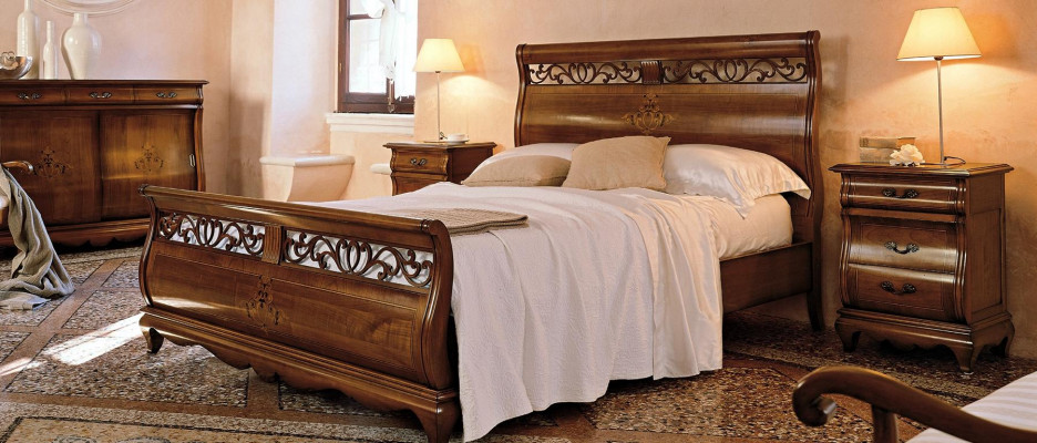 Schlofzëmmermiwwelen Set 4-teileg. Bett 2 Nuetsdëscher Kommode Massivholz Design Miwwelen