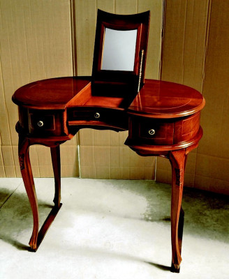Make-up Dësch Coiffeurdësch Kosmetiksdësch Kommod Konsolendëscher Massivholz Miwwelstécker