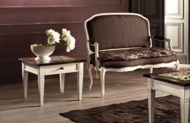 Niewentafel Kaffisdësch Design Dësch Wunnzëmmertafel Dëscher Couchdësch Massiv