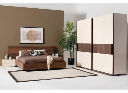 4-deeleche Schlofzëmmer-Set Bett 2x Nuetsdëscher Kleederpress Schaf