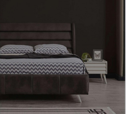 Schlofkummermiwwelen Glasschaf Designer duebel Bett Holz Nuetsdësch 4stéckeg.