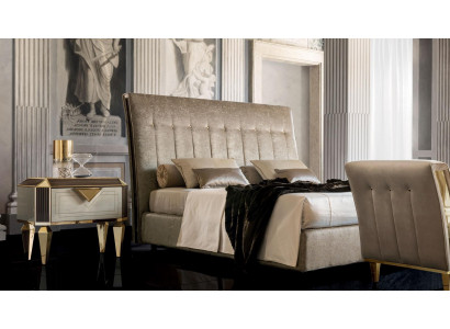 Bett 2x Nuetsdësch 3 Deeler Schlofzëmmer Set Designer Luxus Better Hotel Komplett