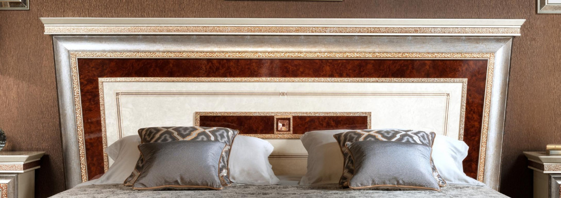Bett 2x Nuetsdëscher 3tlg. Italienesch Miwwelen Schlofzëmmer Better Holz Nei Set