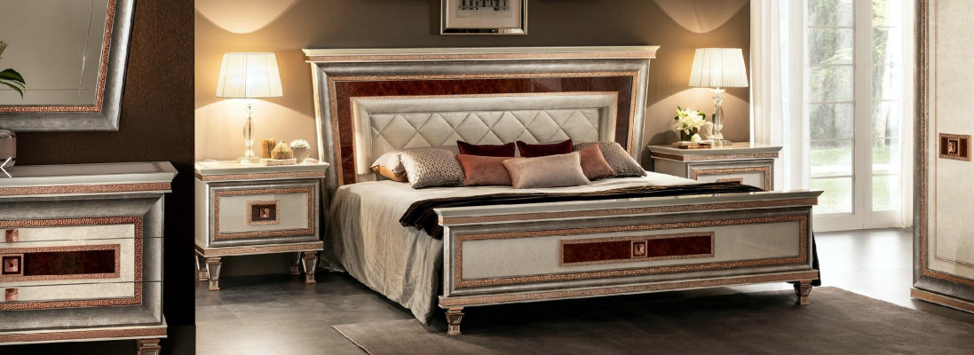 Luxus Schlofzëmmer Miwwel Bett 2x Nuetsdësch Set Better Hotel Arredoclassic 3-delig.
