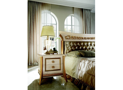 Bett + Nuetsdësch kinneklech Schlofkummer Polsterbett Barock Rokoko Designer
