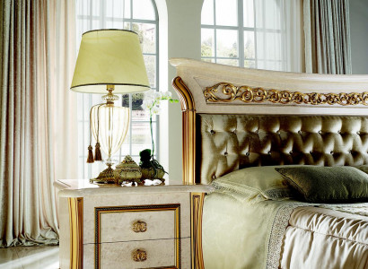 Bett + Nuetsdësch kinneklech Schlofkummer Polsterbett Barock Rokoko Designer