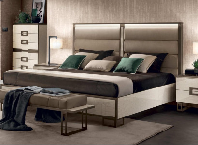Bett 2x Nuetsdësch 3 Stéck. Schlofkummersatz Design Modern Luxus Better Miwwelen Nei