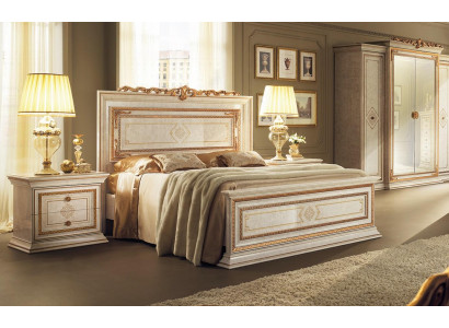 Klassesch Schlofzëmmer-Set Bett Luxus 2x Nuetsdësch Better Miwwelen 3tlg Holz Nei