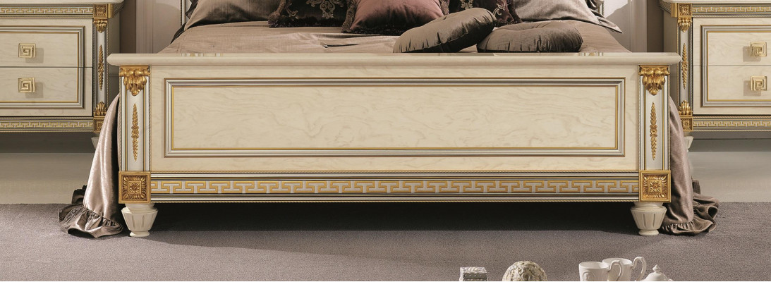 Bett + 2x Nuetsdësch 3 deeler Schlofzëmmer Set Designer Luxus Schlofzëmmer Barock