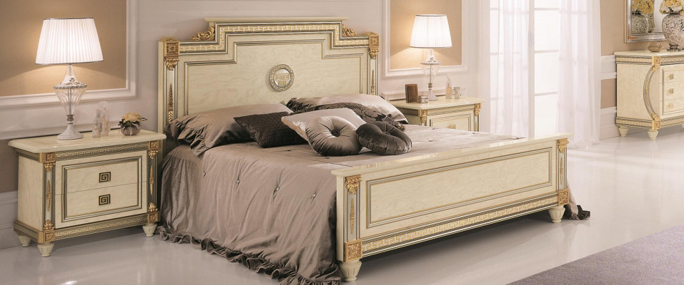 Kinneksbett 2x Nuetsdësch Schlofzëmmer Set 3-deel Montur Holz Better Nei