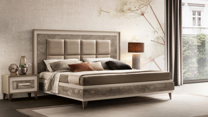 Schlofkummer 3-Stéck Set Bett 2x Nuetsdësch Konsole Better Hotel arredoclassic