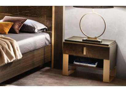 Design Nuetsdësch Konsole Metall Glanz Deko Dëscher Konsolen Schlofzëmmer