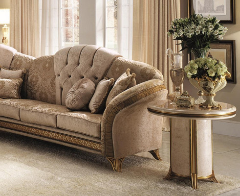 Klassesche Luxus Designer Couchtisch Sofa Wunnzëmmer Dësch Bäistelldëscher Holz